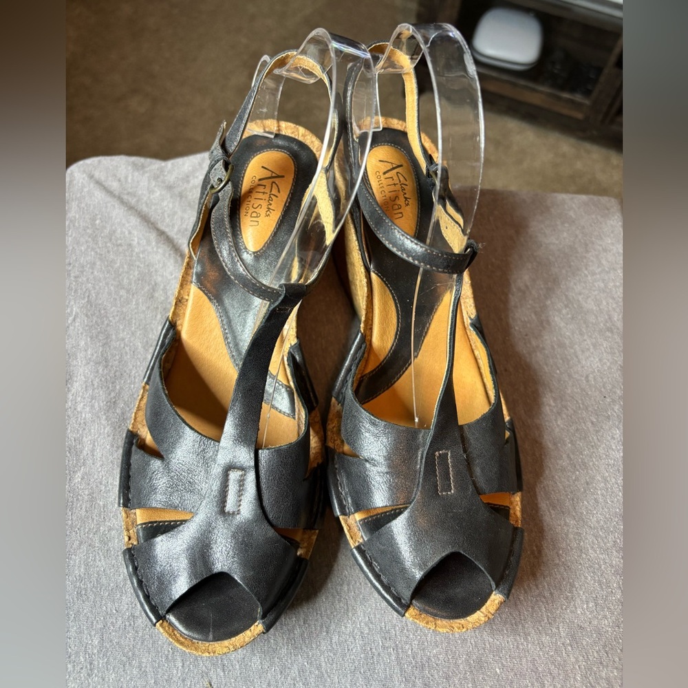Clarks Artisan Collection Black Leather Women's Cork Sandals Size 10M